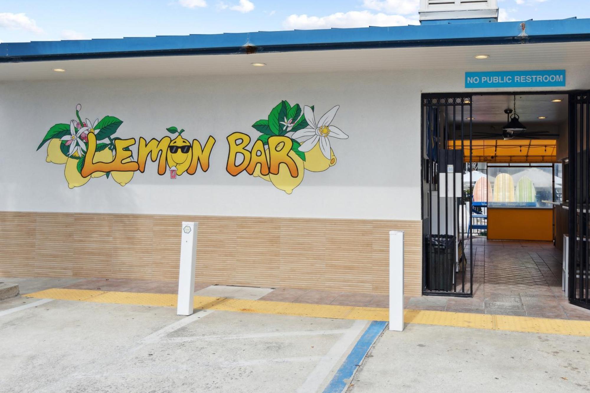 Seahorse Oceanfront Inn Neptune Beach المظهر الخارجي الصورة